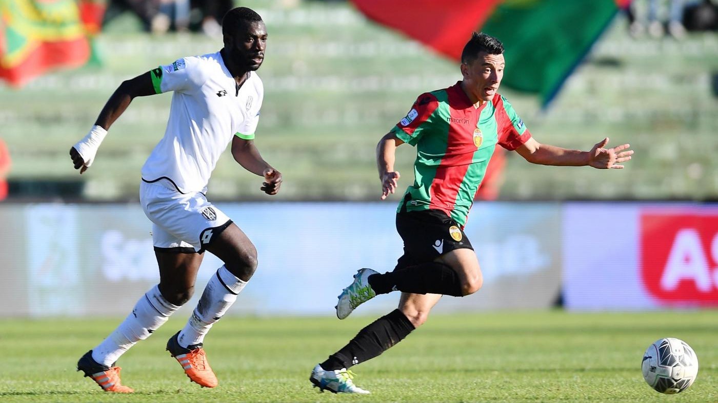 Serie B, Ternana-Cesena 1-1