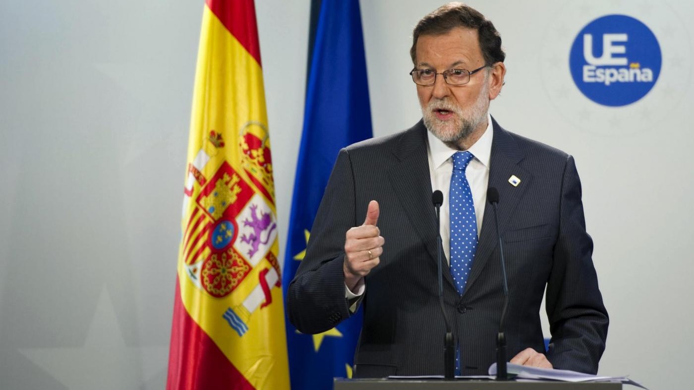 Spagna, da Psoe sì ad astensione: via libera a governo Rajoy