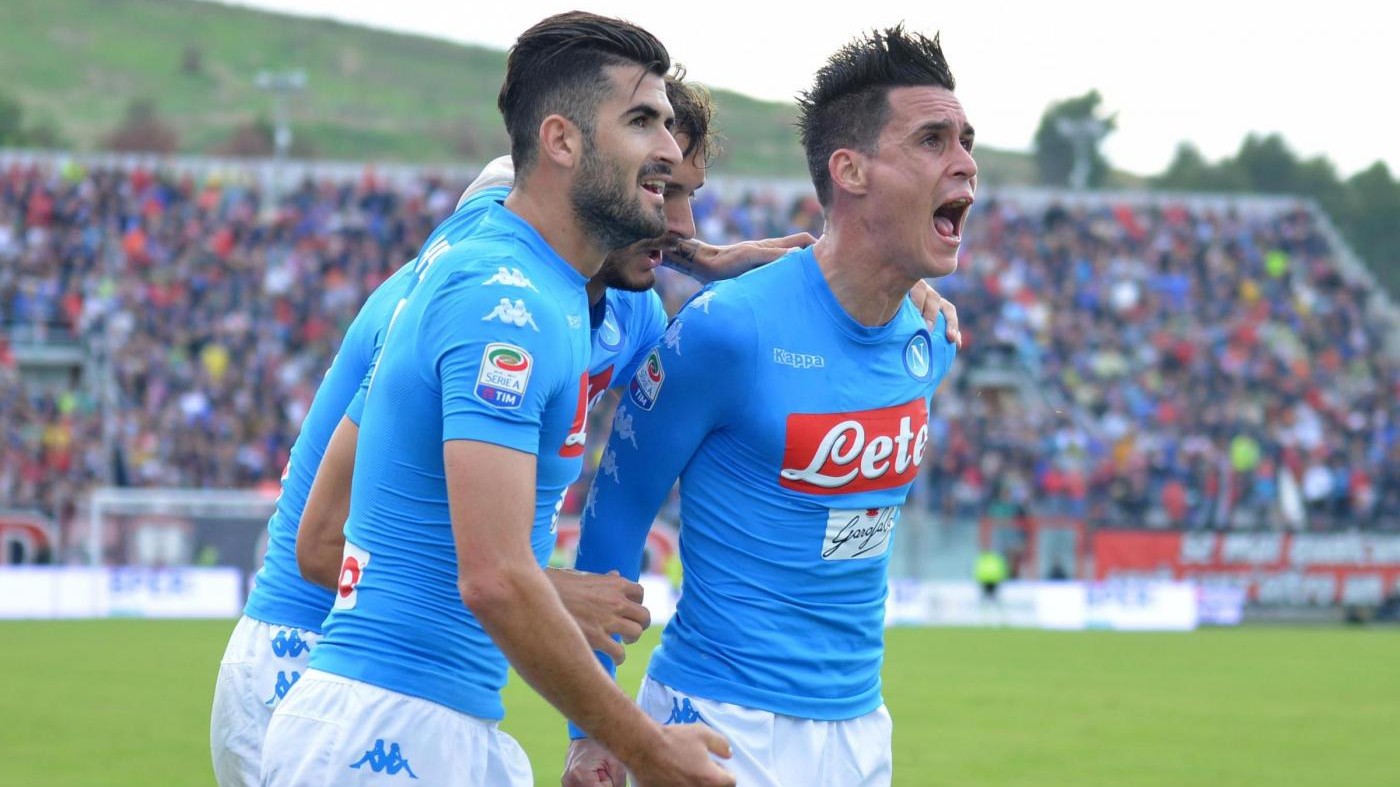 Serie A, riscatto Napoli in 10: Scida amaro per il Crotone