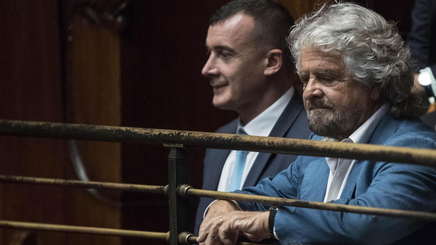 Torna in commissione proposta M5S taglio stipendi parlamentari