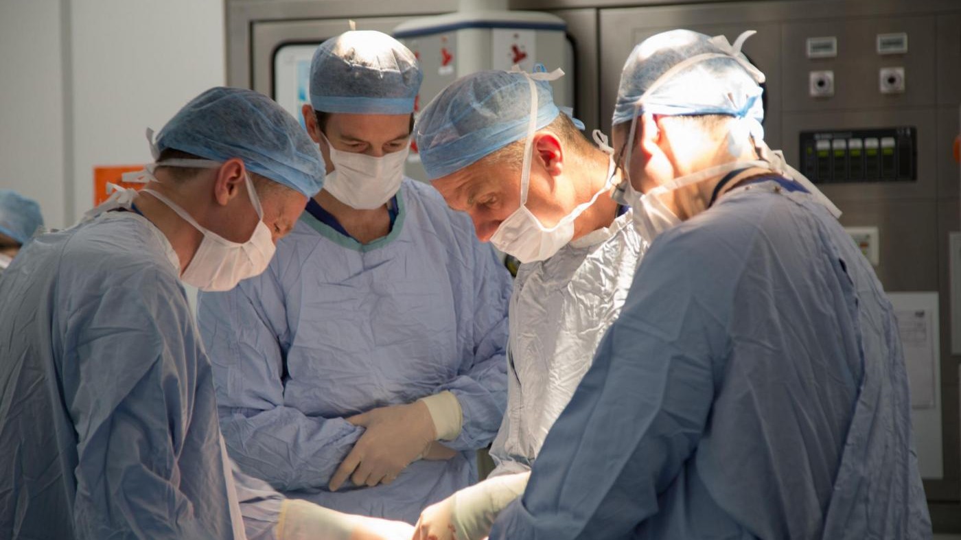 Oltre 3,5 mln italiani con sindrome di Rembrandt: arriva il laser