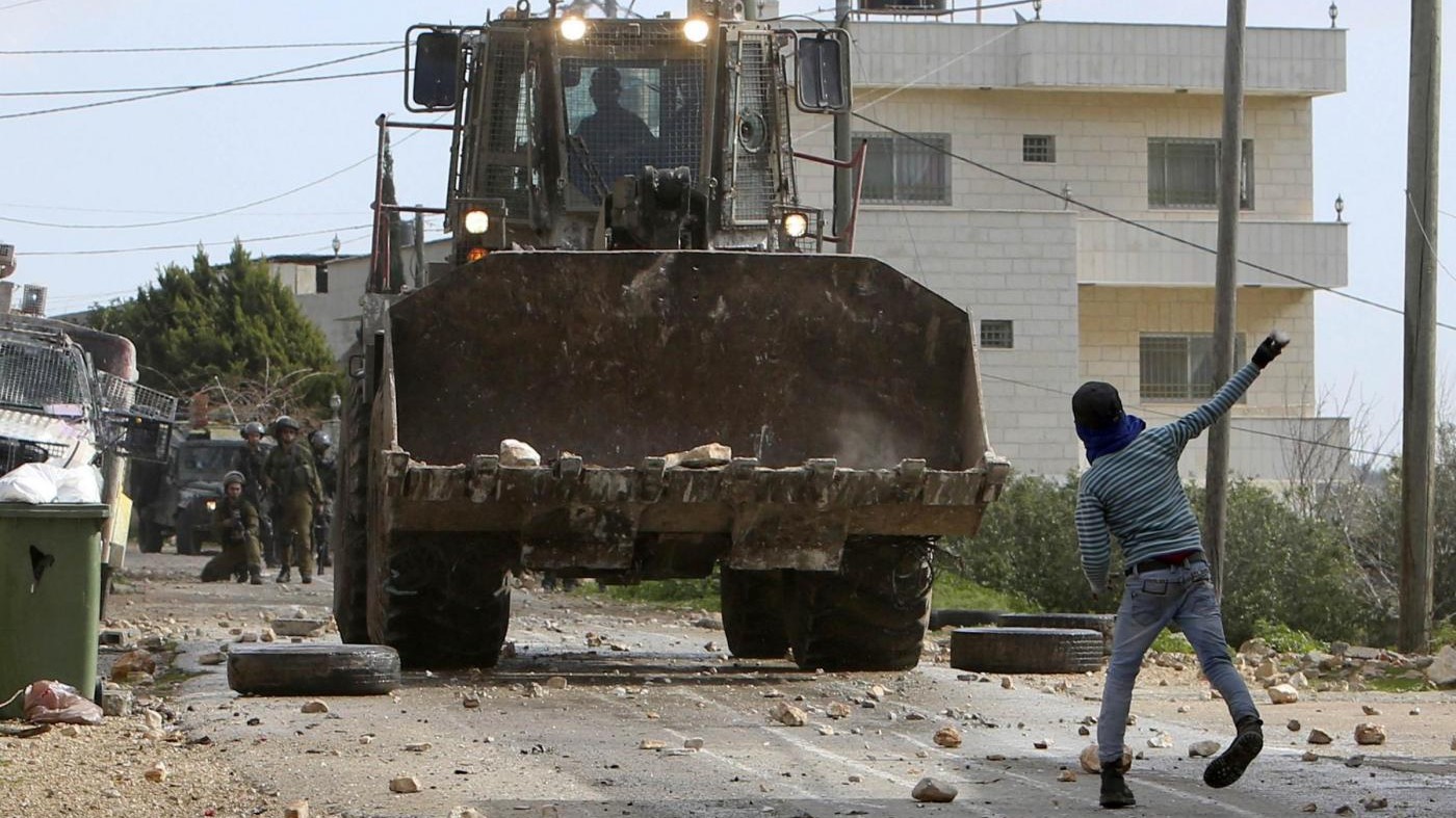 Demolita casa di famiglia palestinese a Gerusalemme
