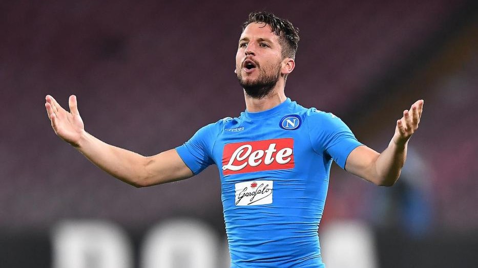 Napoli doma Empoli 2-0 grazie a Mertens e Chiriches