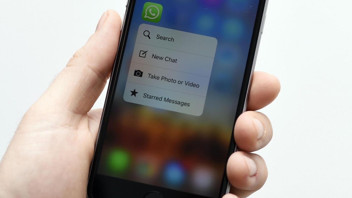 Caso WhatsApp-Facebook: indaga anche l’Antitrust
