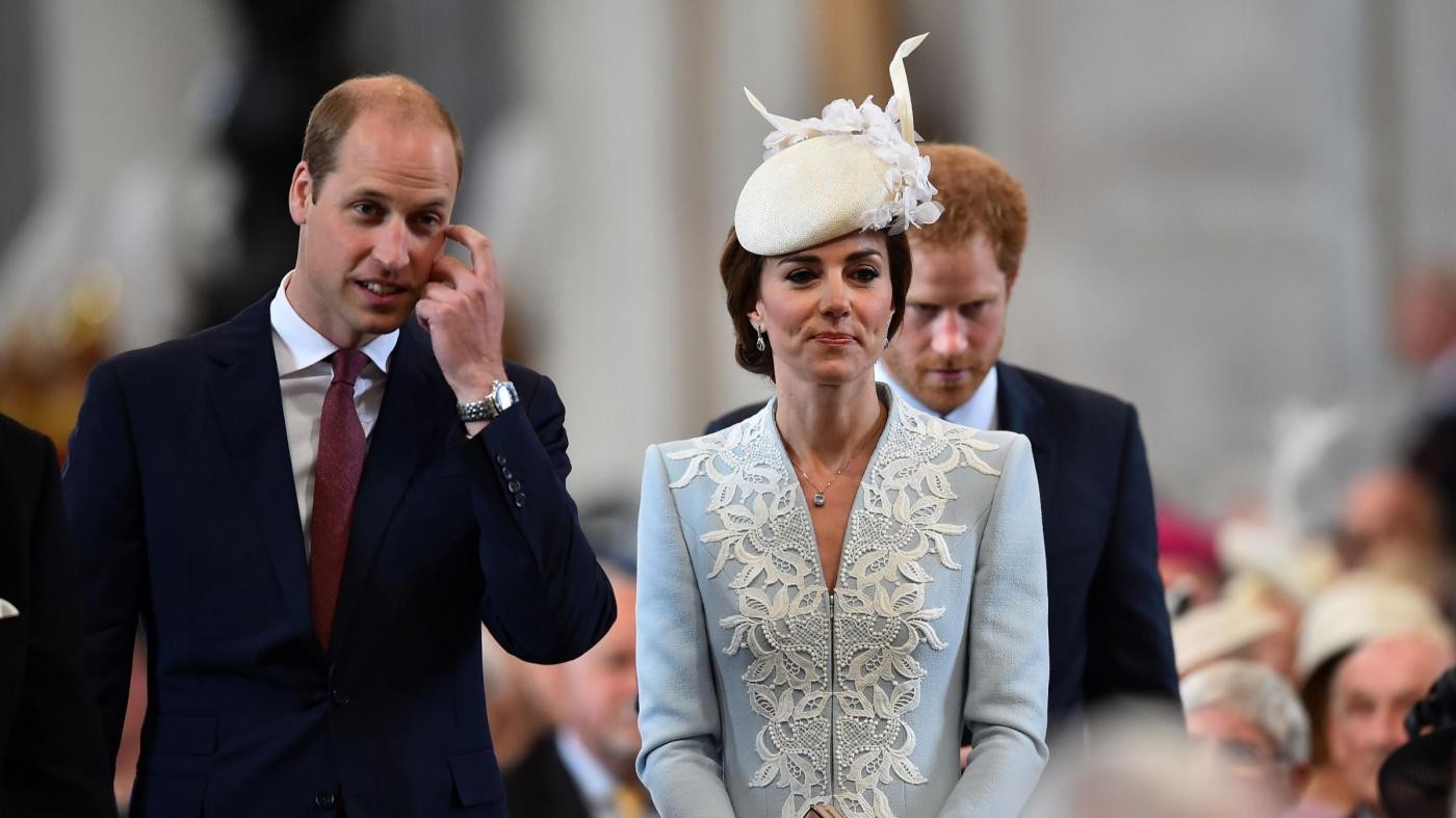 Il cappellino decorato: must have per celebrazioni inglesi