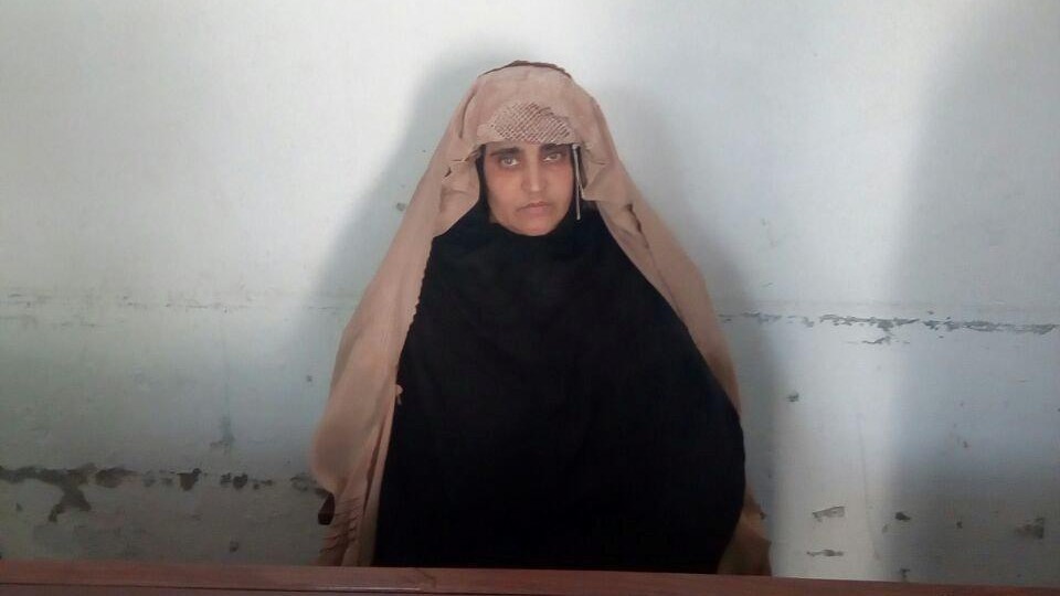 Pakistan dice no a liberazione della ‘ragazza afghana’
