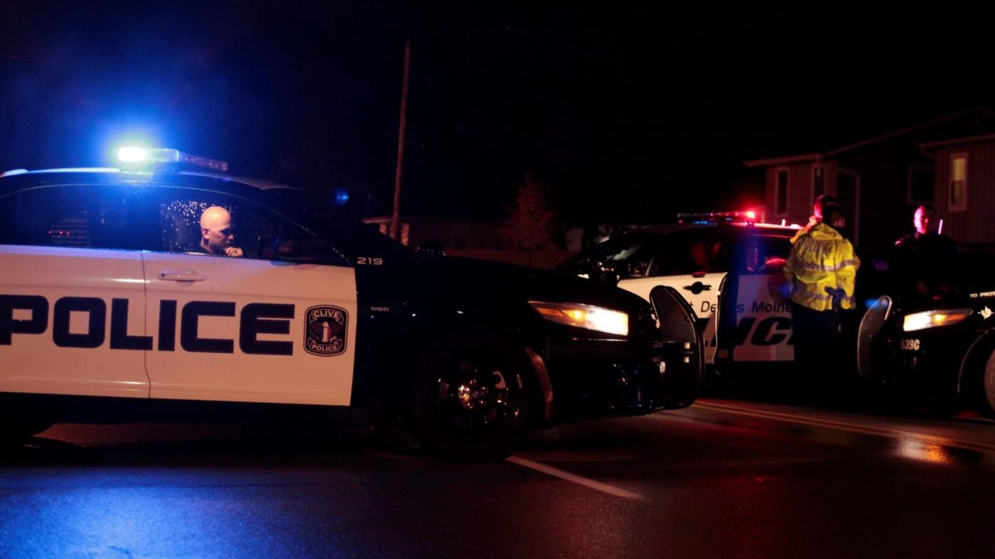 Usa, 2 poliziotti uccisi in agguato a Des Moines: catturato killer