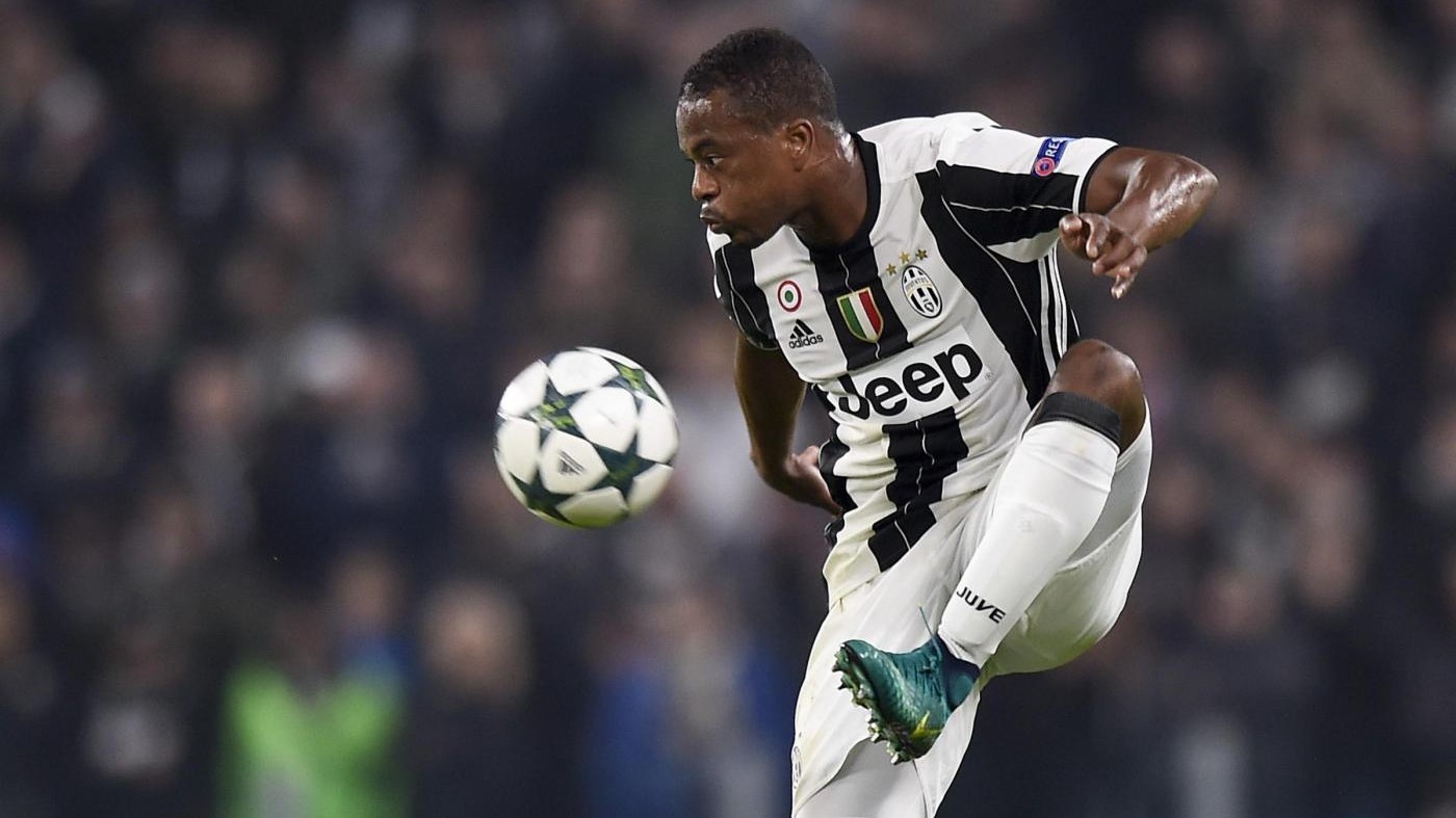 Juventus, Evra: Una squadra forte non si costruisce in tre mesi