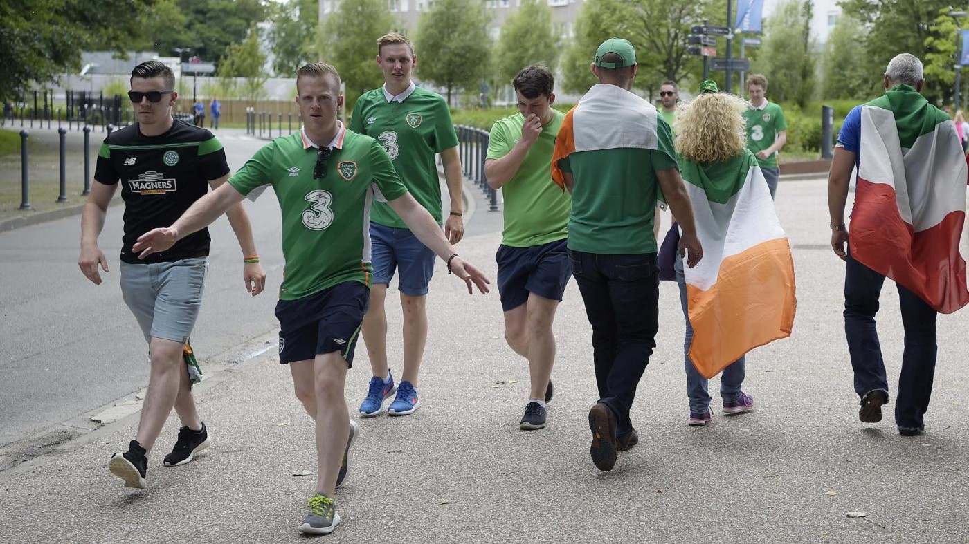 FOTO Euro2016, i tifosi a Lille in attesa di Italia-Irlanda