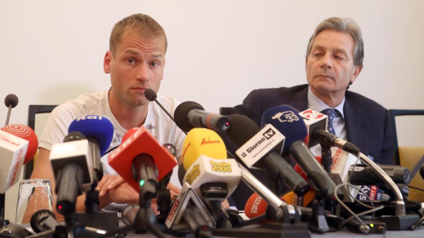 FOTO –  Alex Schwazer in conferenza stampa a Bolzano