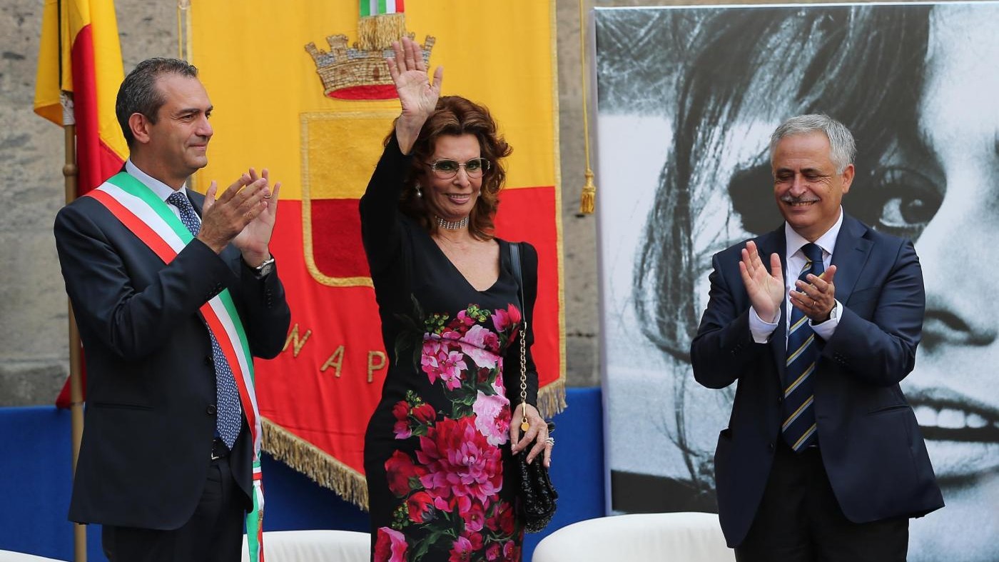 FOTO Sophia Loren festeggia cittadinanza onoraria di Napoli