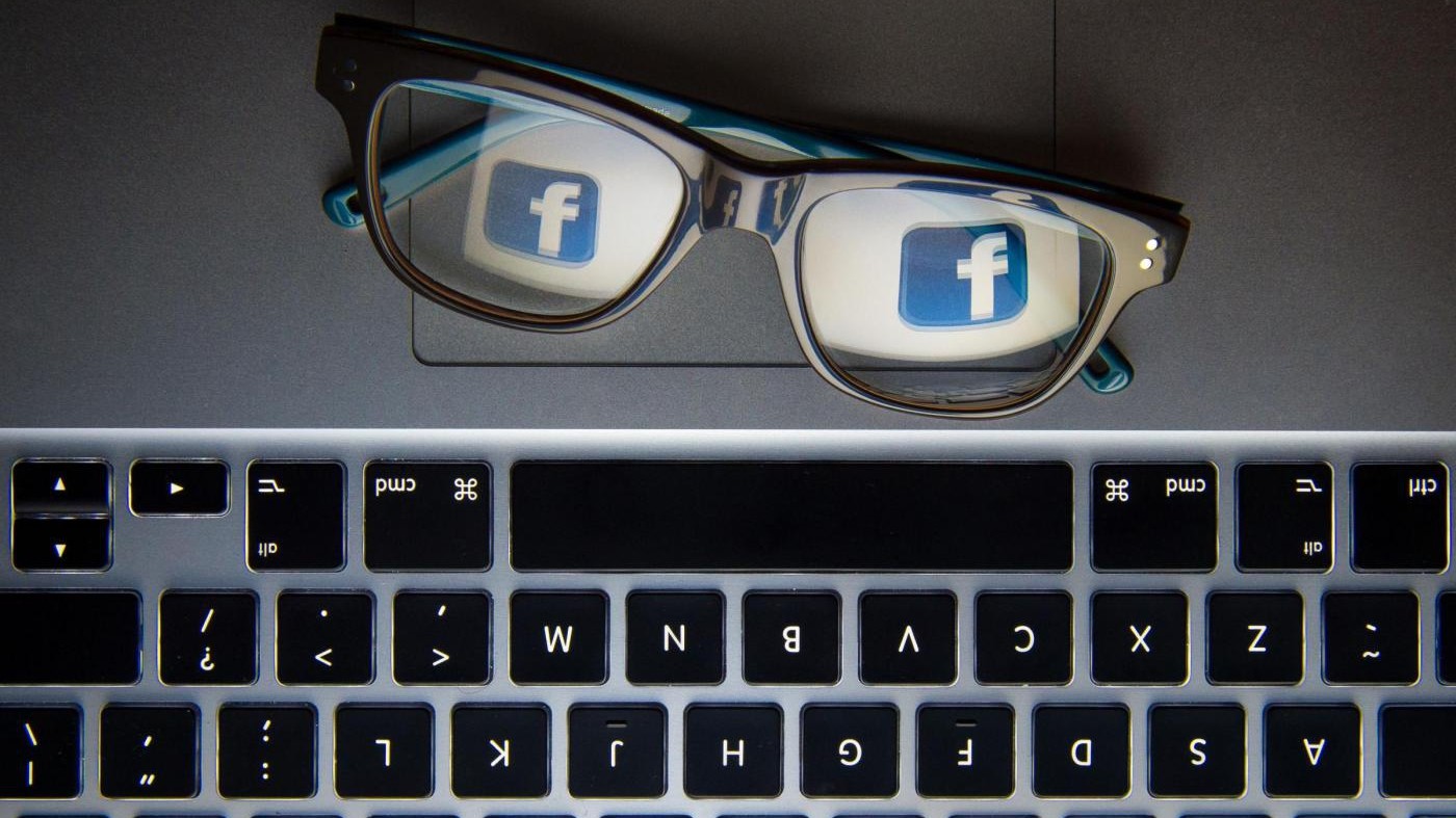 Facebook lancia ‘Marketplace’ per compravendita oggetti online