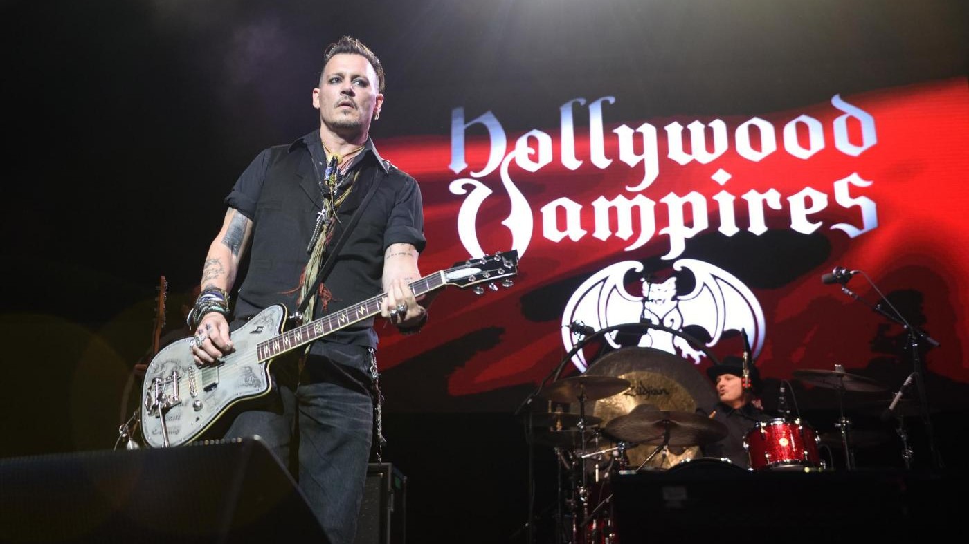 Johnny Depp con gli Hollywood Vampires a Coney Island