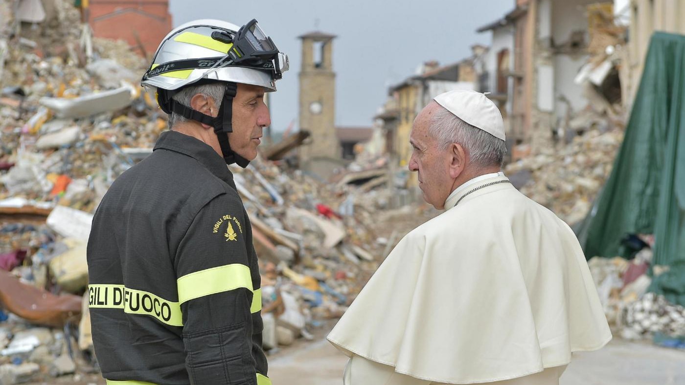 Papa visita luoghi terremoto, da Amatrice ad Accumoli