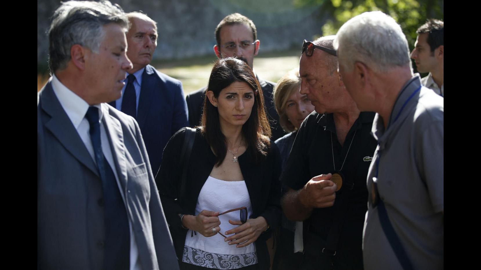 FOTO Roma, Raggi a pulizia straordinaria Lungotevere