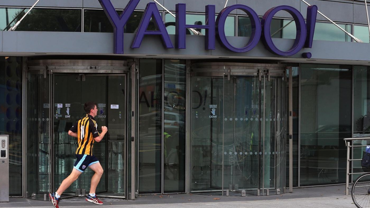 Bufera su Yahoo, milioni di email spiate e girate agli 007 Usa