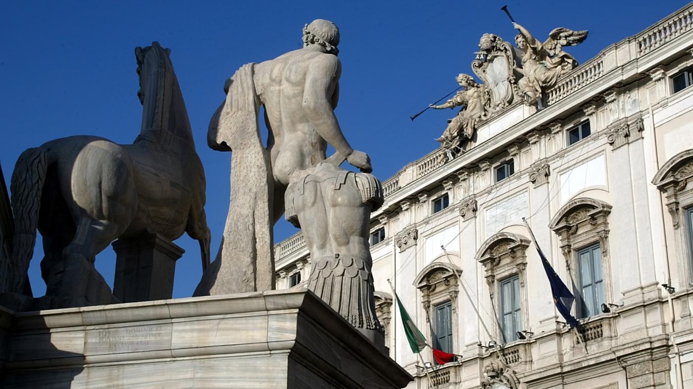 Consulta: Infondato ricorso su tutela figli contesi in coppia gay