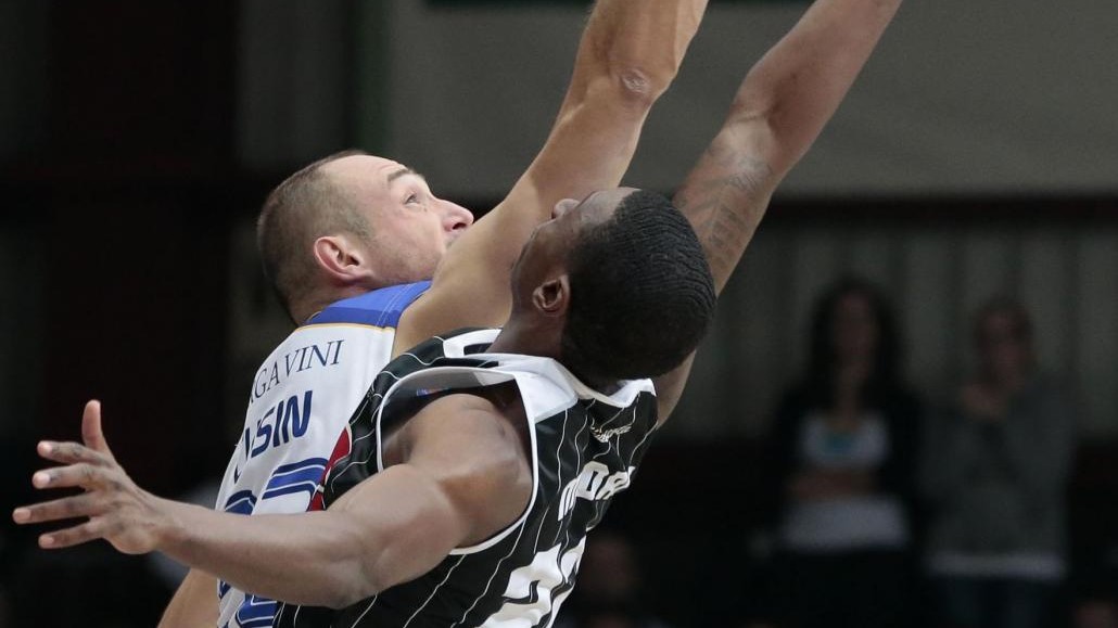 Muore dopo schiacciata il cestista ex Caserta Cameron Moore