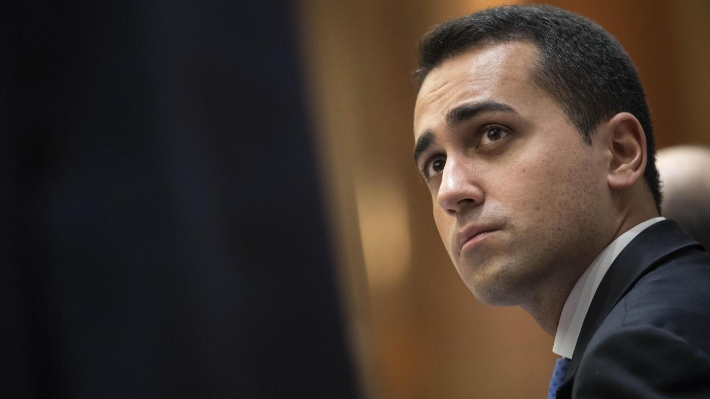 Di Maio su ordigno: Vogliono liberarsi di noi, non ci arrendiamo