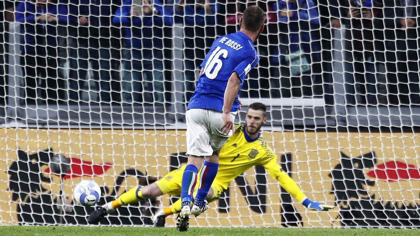 De Rossi riscatta papera Buffon: Italia-Spagna 1-1