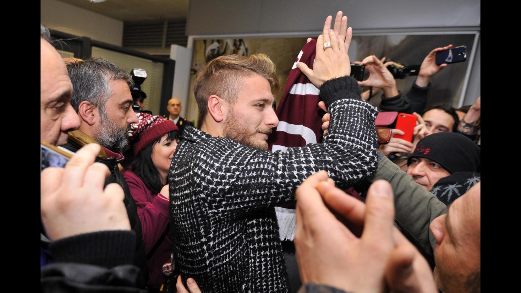 Ciro Immobile arriva all’aeroporto di Caselle