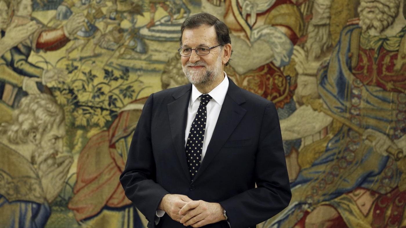 Spagna, il premier Mariano Rajoy rinuncia all’investitura