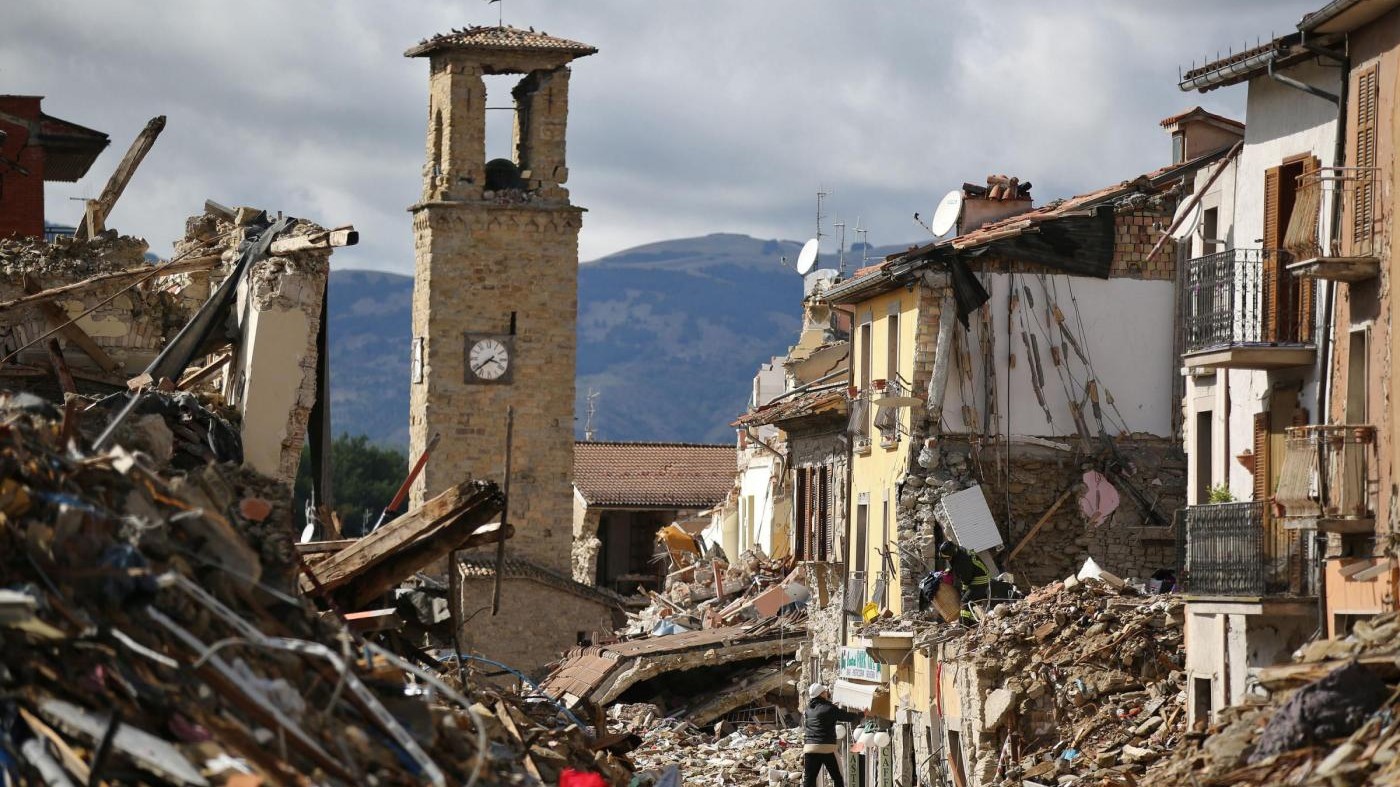 Terremoto in Centro Italia, Renzi: Via libera al decreto