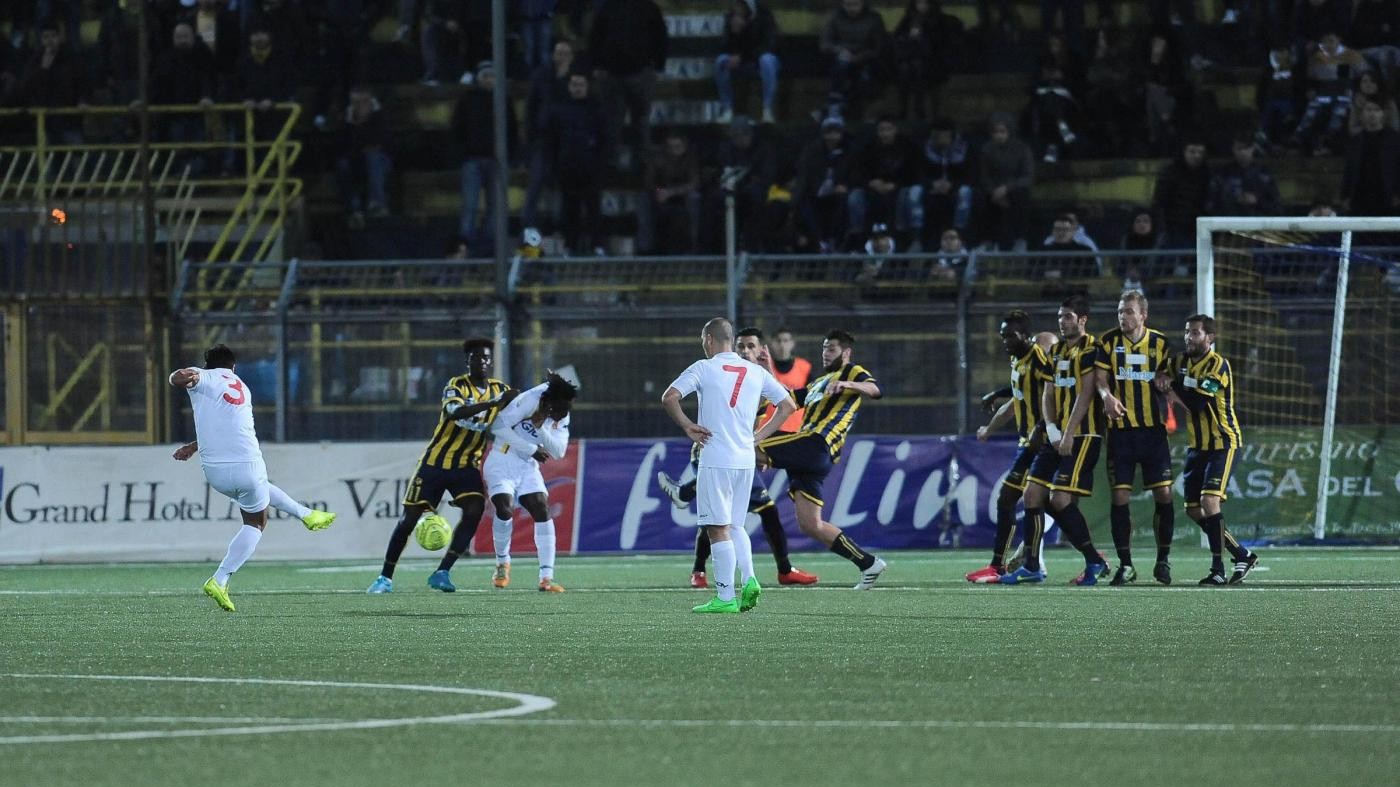 Juve Stabia e Catanzaro pareggiano 1-1