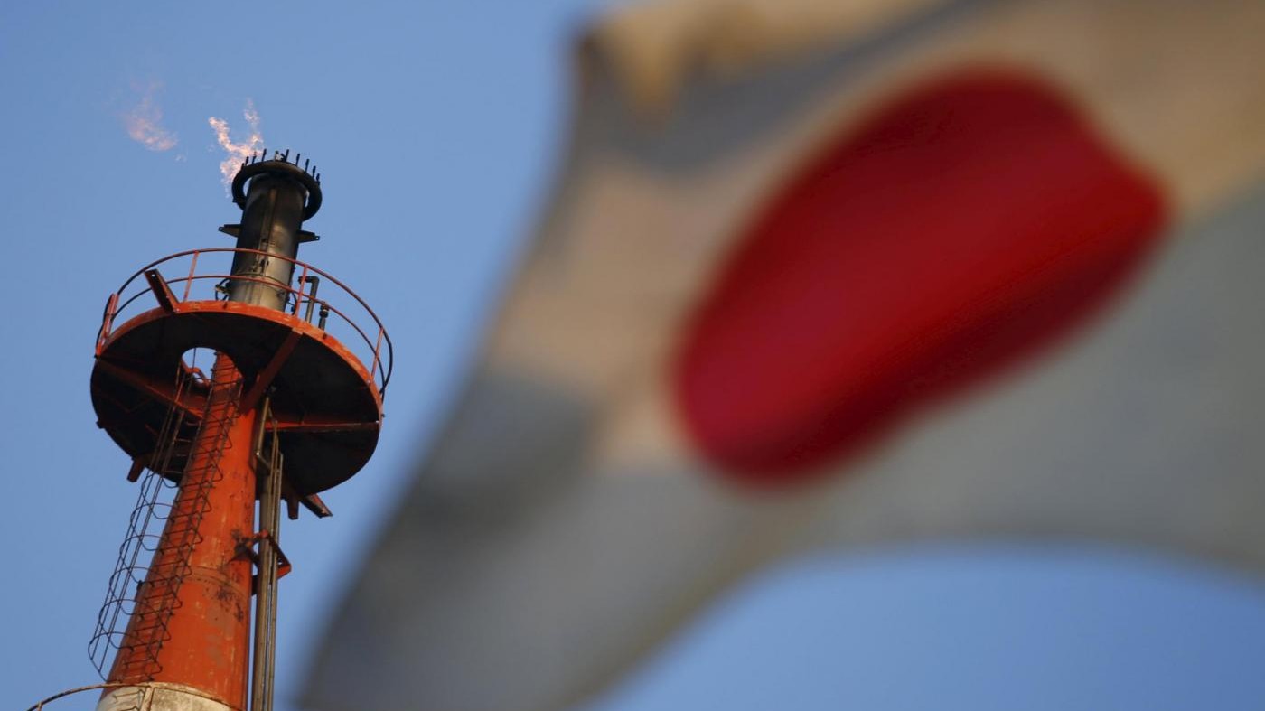 Maxi blackout dopo incendio a Tokyo: 350mila case senza luce