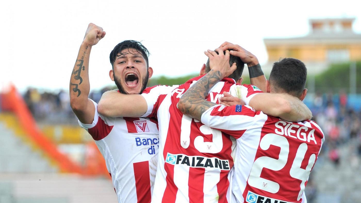 Serie B, Vicenza corsaro a Pisa: 0-1