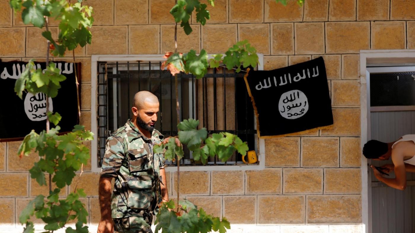 Siria, i ribelli sottraggono Dabiq al controllo dell’Isis
