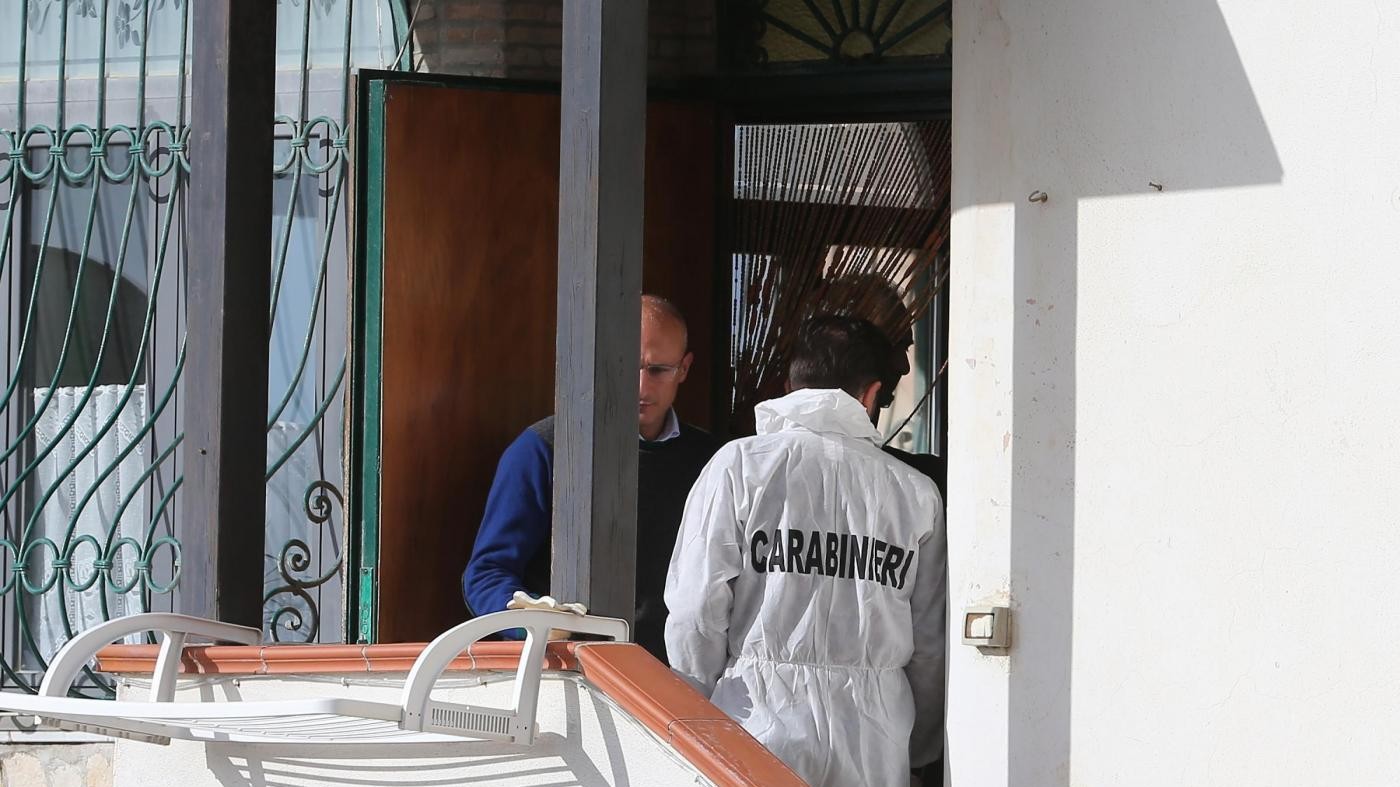 Parenti ex professoressa uccisa a Seriate: C’era un uomo incappucciato