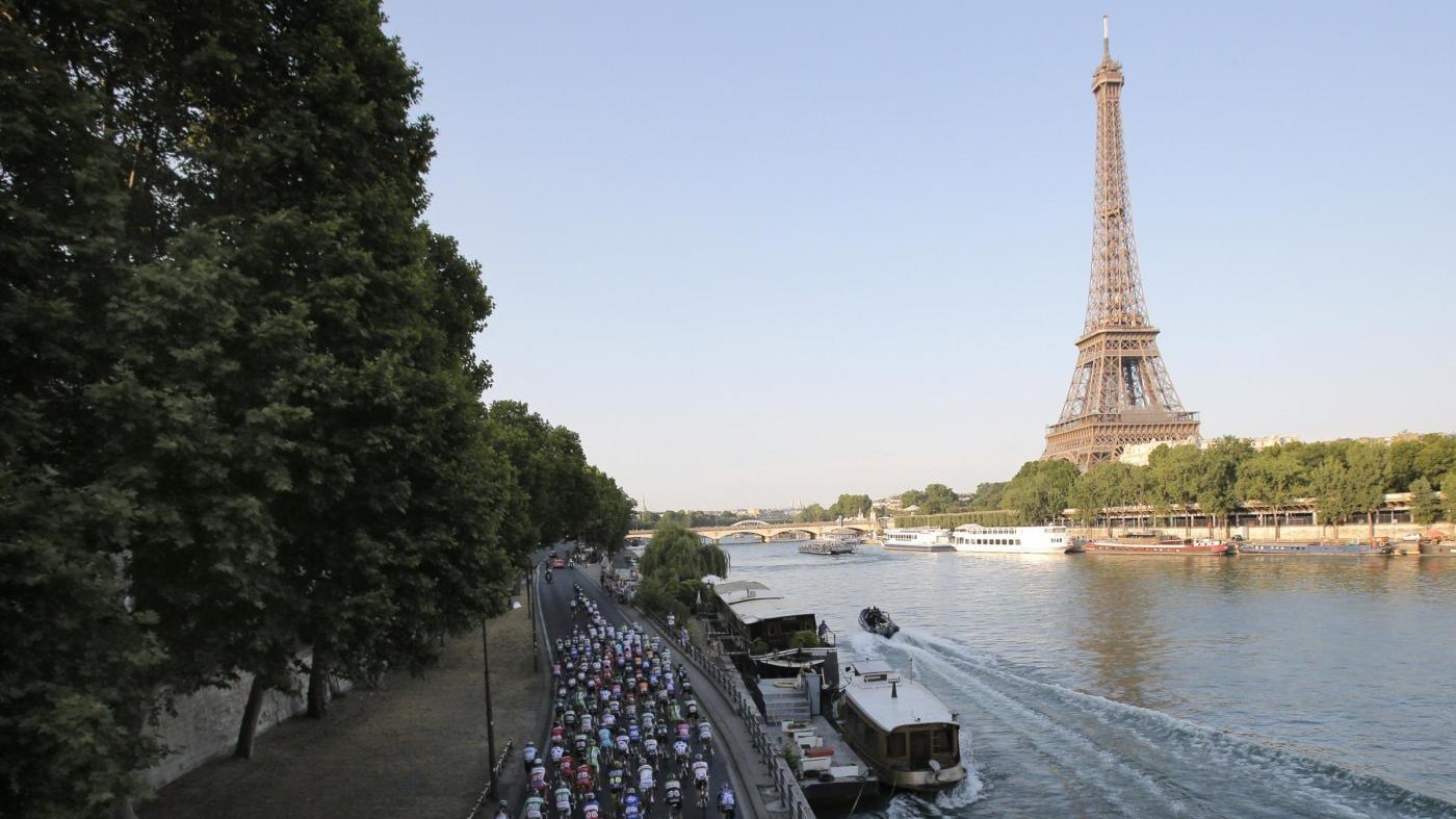 Studente Erasmus ucciso a Parigi a coltellate