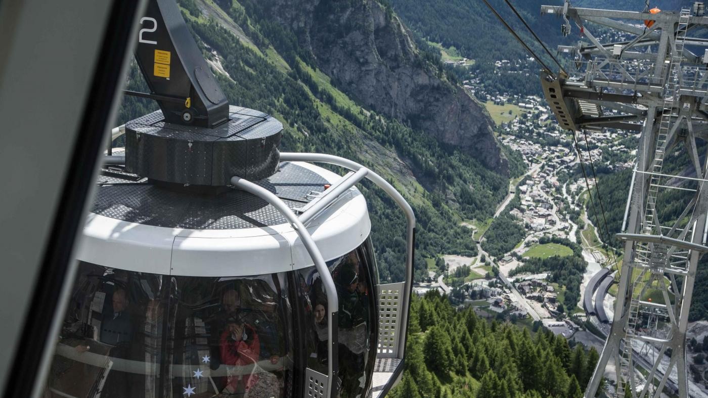 Riparato il guasto alla funivia del Bianco, in salvo tutti i passeggeri