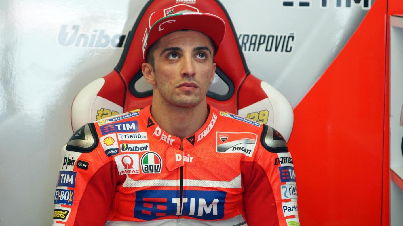 MotoGp San Marino, dietrofront medici: Iannone potrebbe correre