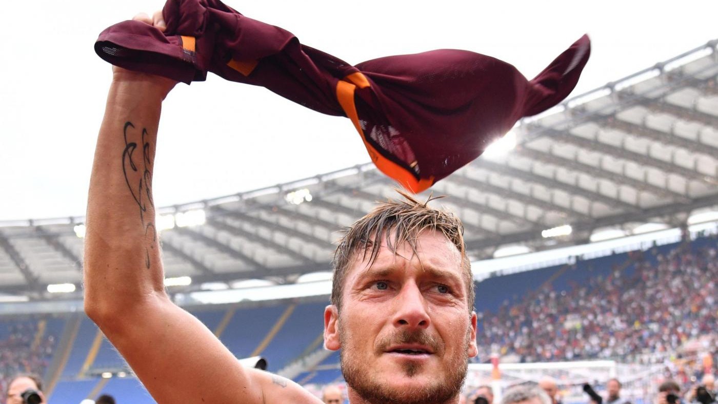Totti spunta dopo il diluvio: gol e assist, Roma-Samp 3-2