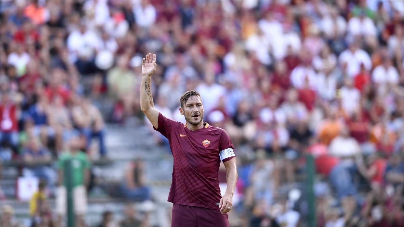 France Football inserisce Totti nella squadra ideale