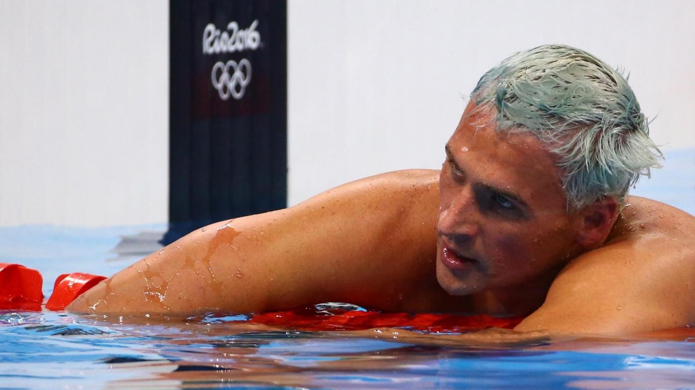 Dopo la finta rapina nuovi guai per Lochte: aggredito in tv
