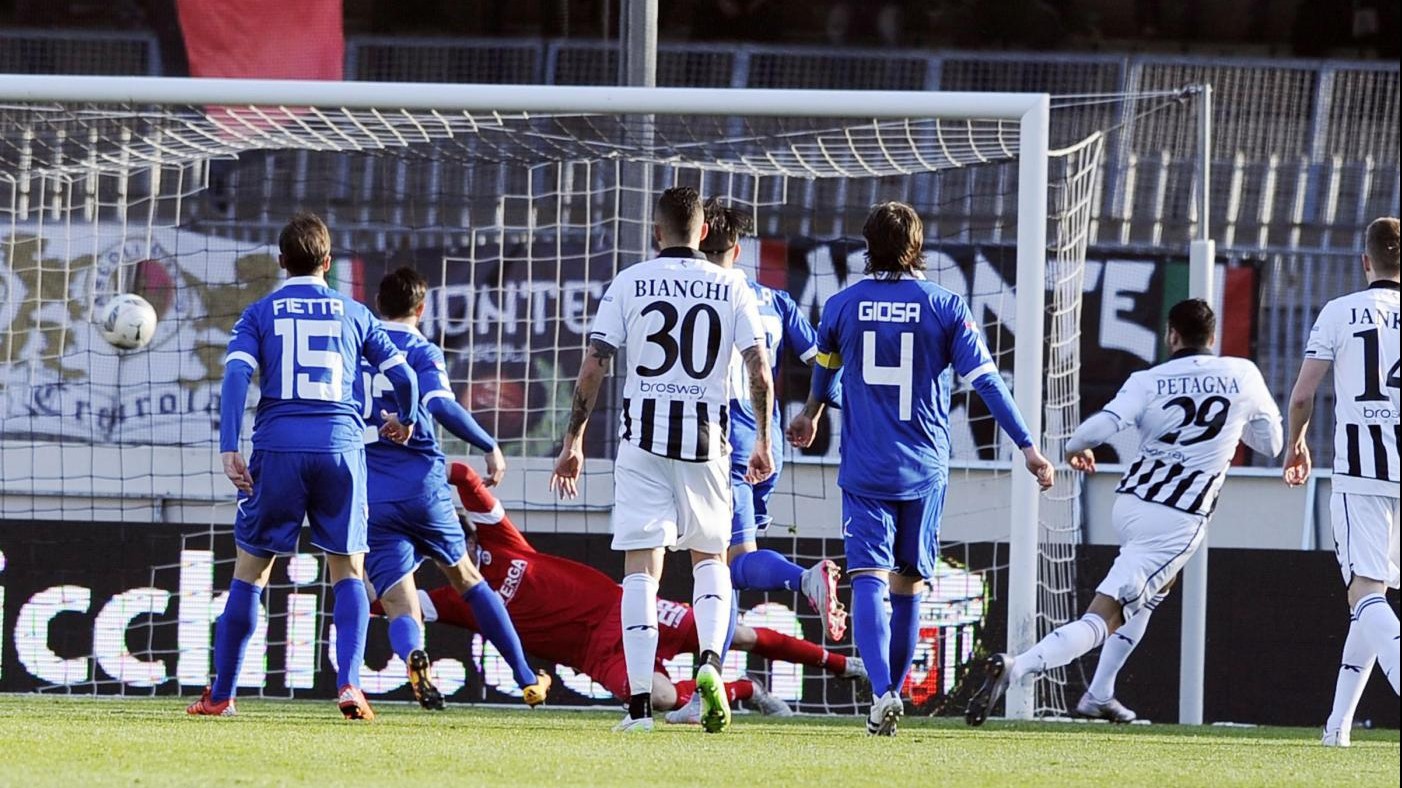 Ascoli supera il Como 1-0