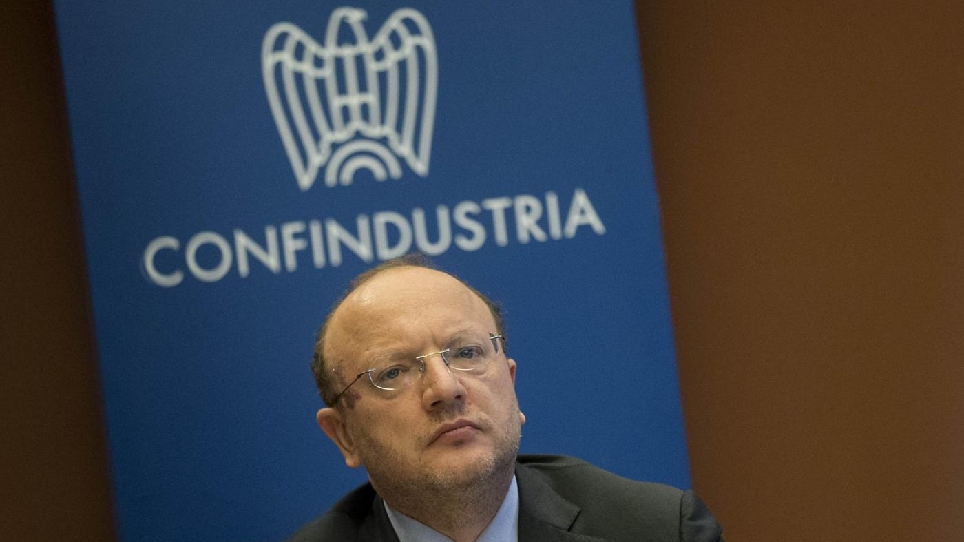 Confindustria taglia le stime del Pil: crescita inferiore agli altri