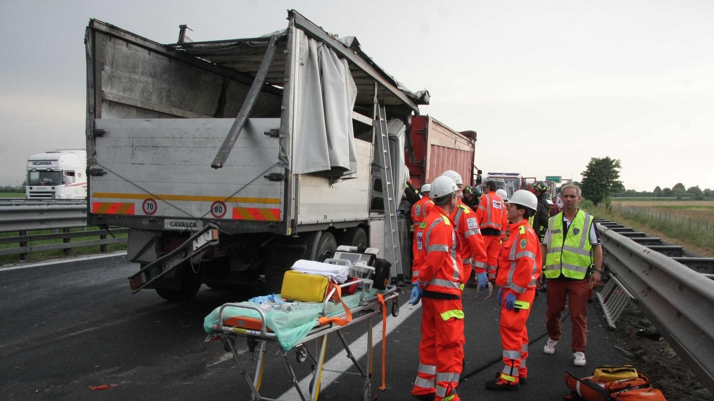 Parma, Incidente Tra Un Tir E Un'auto In Tangenziale: Un Morto - LaPresse