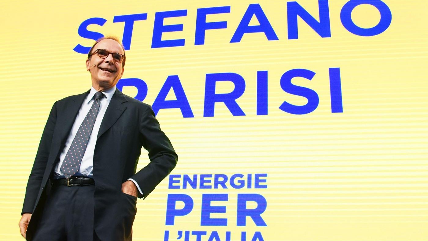 Parisi rilancia manifesto Berlusconi per unire centrodestra