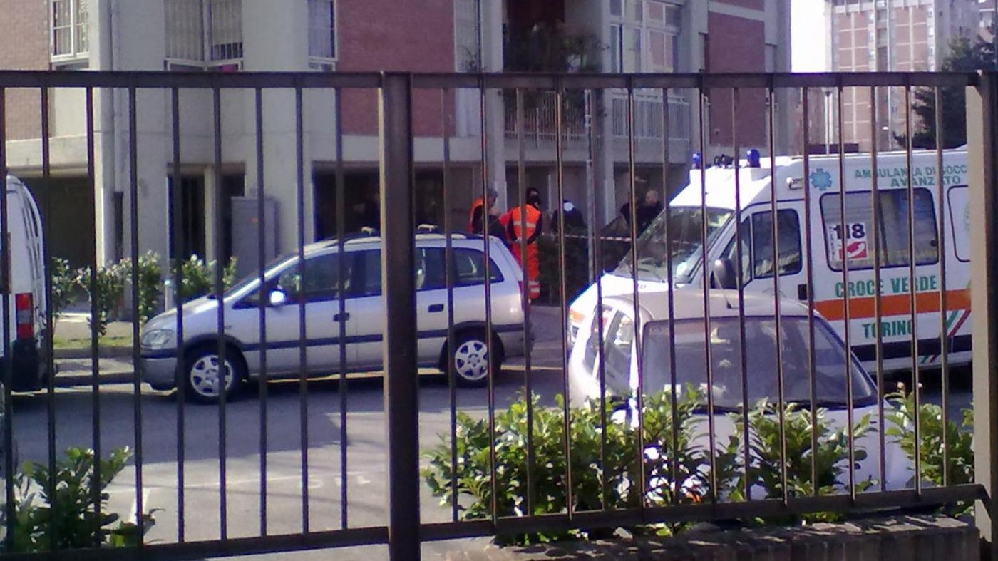Torino, 2 operai cadono da un’impalcatura: morto un 83enne