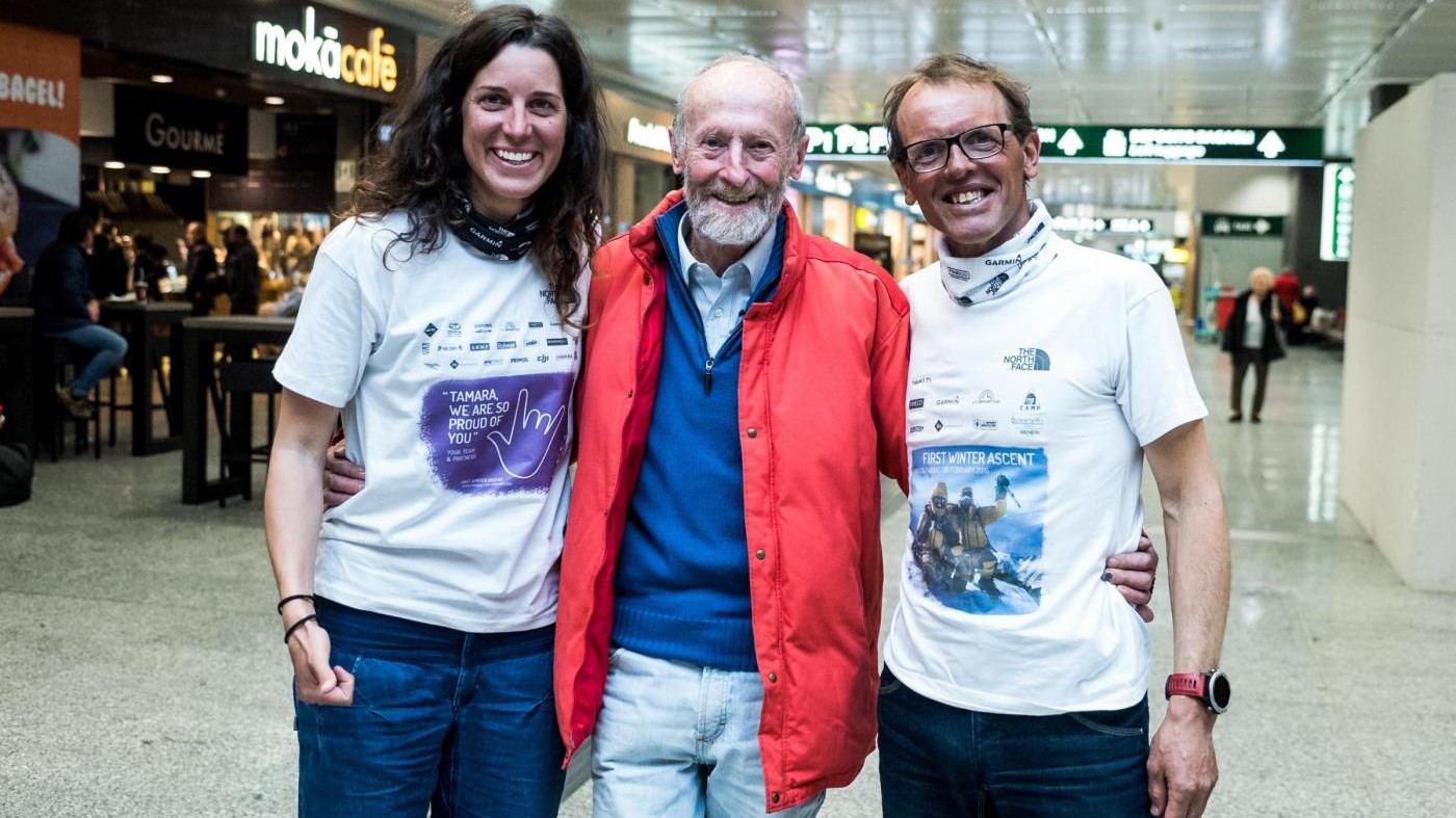 Simone Moro a Malpensa dopo la scalata al Nanga Parbat