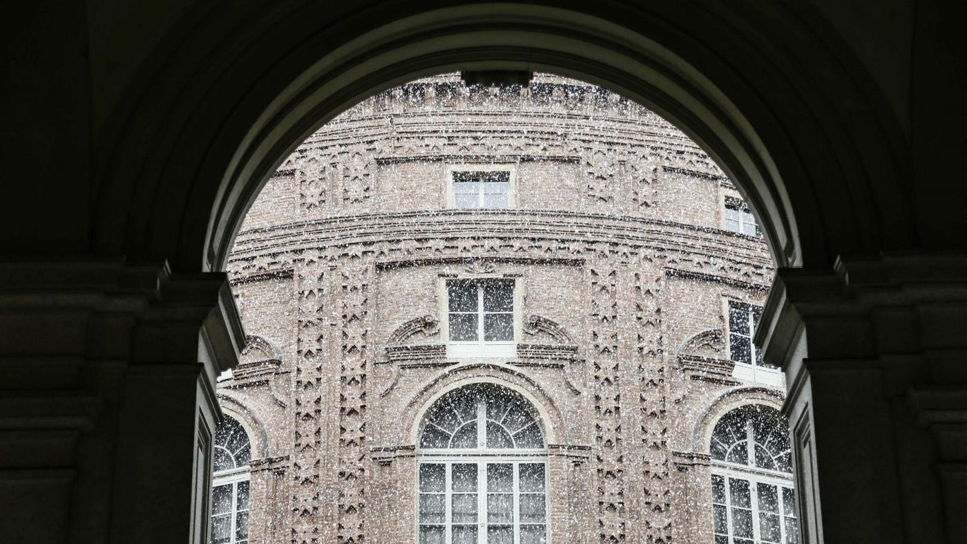 Nevicata sotto la Mole: Torino imbiancata