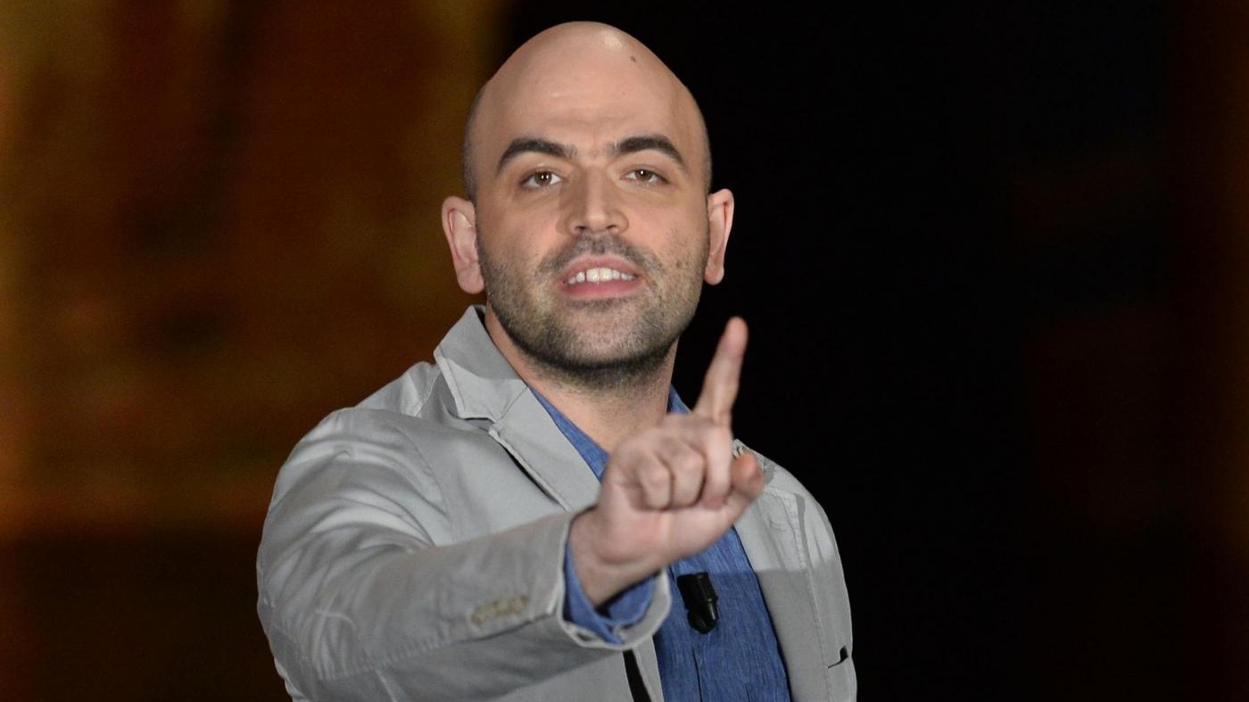 Fertility day, Saviano contro Lorenzin: Si dimetta, è inadeguata
