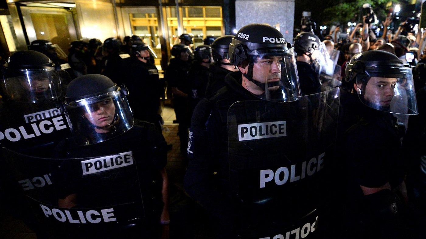 Ancora proteste a Charlotte: il sindaco proclama il coprifuoco