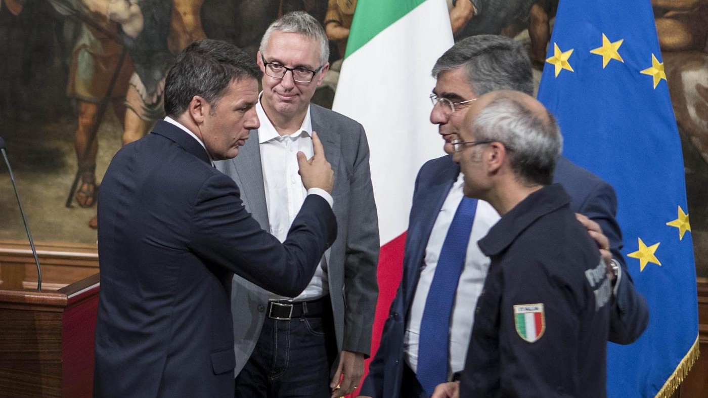 Sisma, Renzi: Ricostruiremo come prima, necessari 4 miliardi