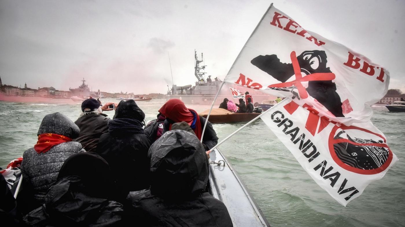 Protesta dei No Tav e No Grandi Navi a Venezia