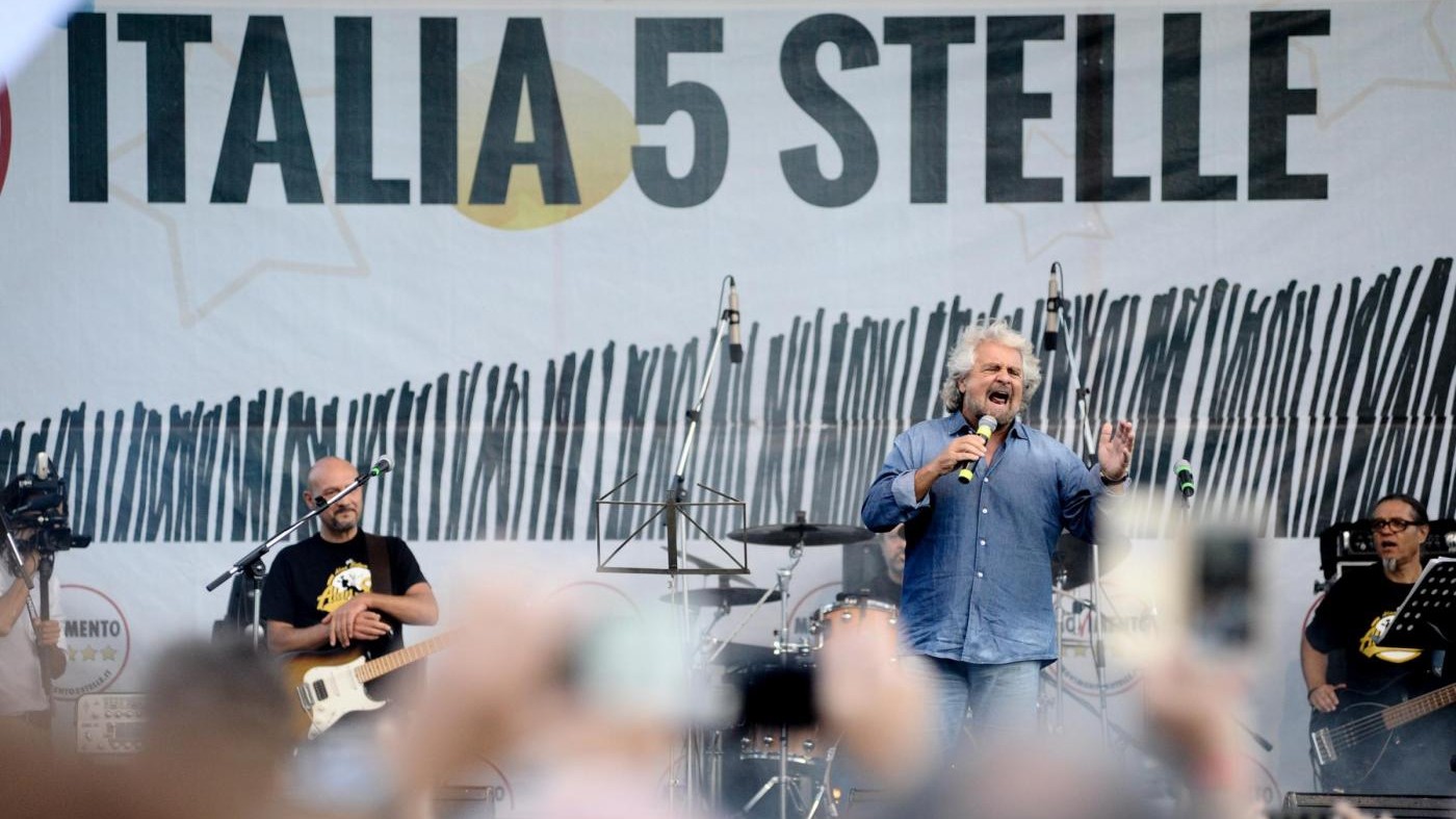 Grillo scherza a Palermo: Urbanistica ideata da uno ‘fatto’ di crack